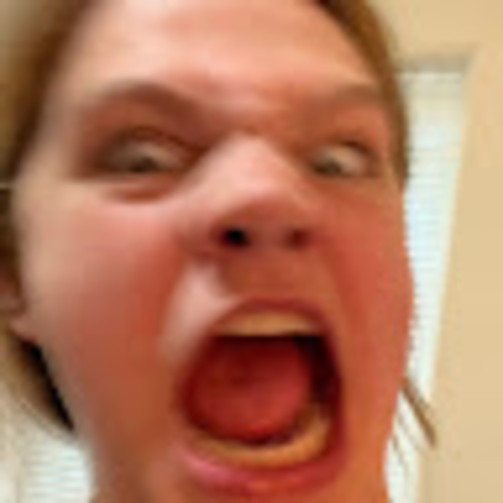 Meet your Posher, Brooke